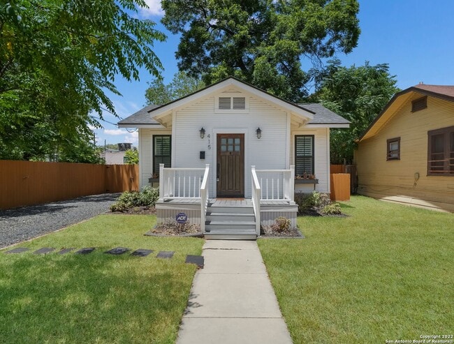 415 Margaret Ave in San Antonio, TX - Foto de edificio - Building Photo