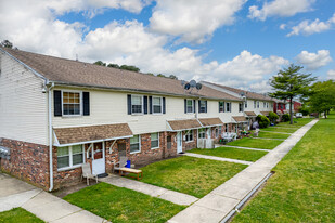 Absecon Townhomes at California Hill in Absecon, NJ - Foto de edificio - Building Photo