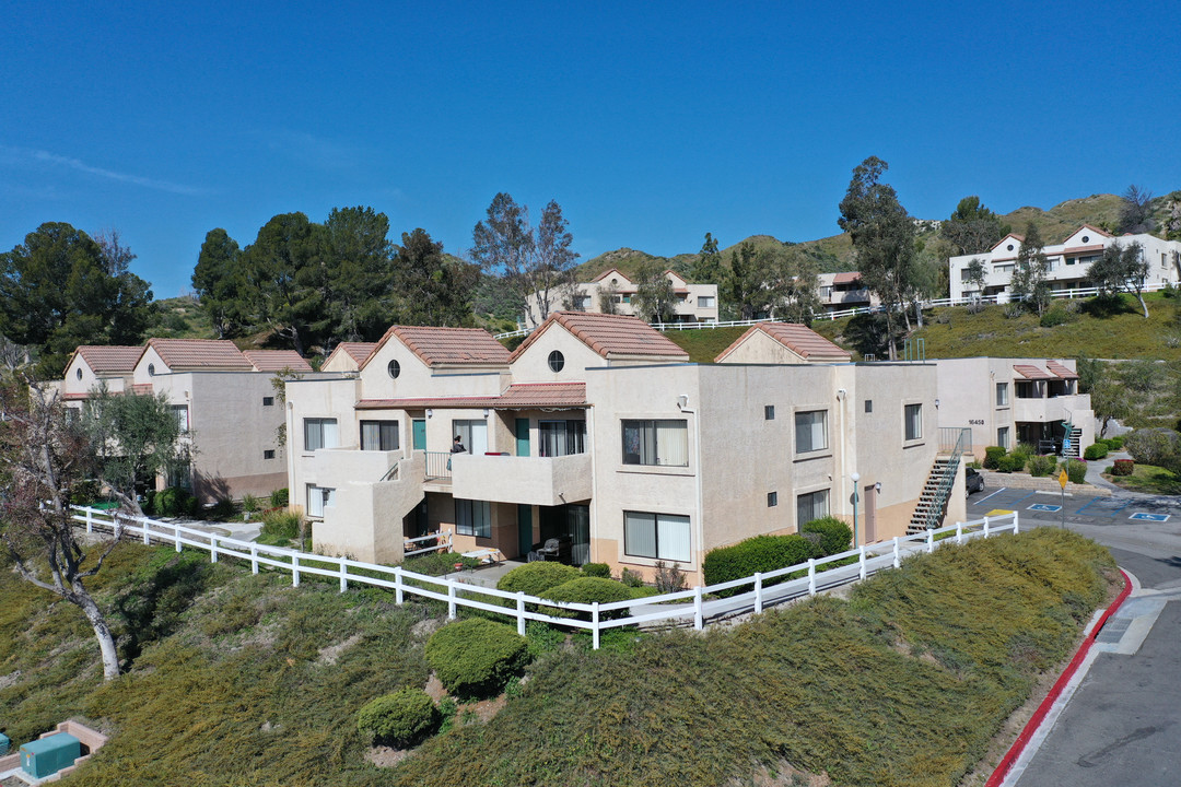 Sand Canyon Ranch in Canyon Country, CA - Building Photo