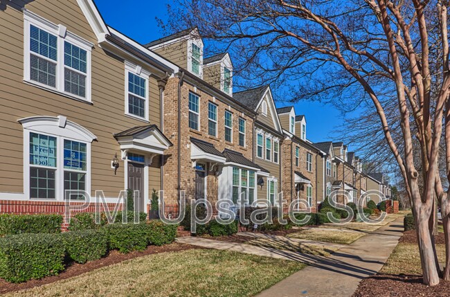 234 Rocky Slope Rd in Greenville, SC - Building Photo - Building Photo