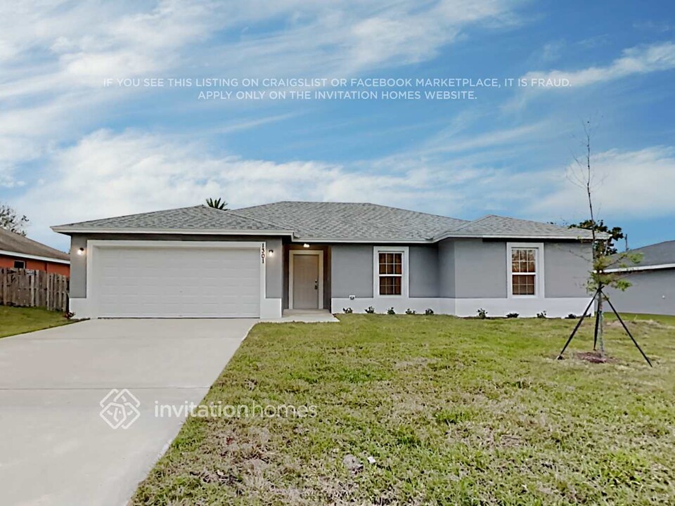 1301 SW Century Ave in Port St. Lucie, FL - Building Photo