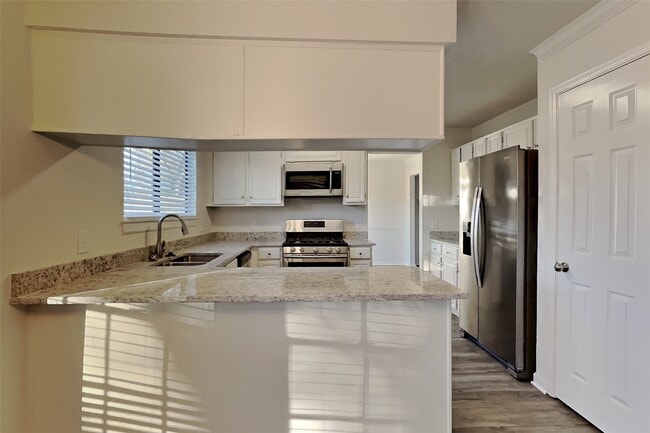 8335 Sparkling Springs Dr