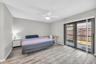 130 Sherwood Cir in Jupiter, FL - Building Photo - Building Photo