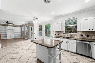 4132 Canyon Glen Cir in Austin, TX - Building Photo - Building Photo