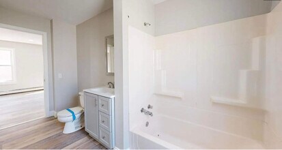 48 Knox St in Lewiston, ME - Foto de edificio - Building Photo