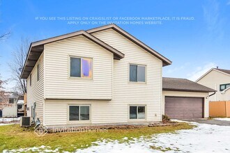 989 Ticonderoga Trail in Eagan, MN - Building Photo - Building Photo