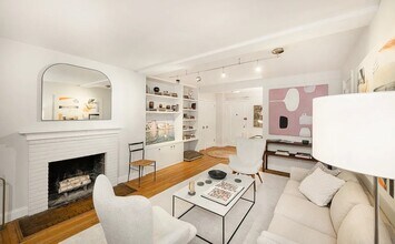 66 W 12th St in New York, NY - Building Photo - Building Photo