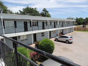 Capital Crossing Apartments in Oklahoma City, OK - Building Photo - Building Photo