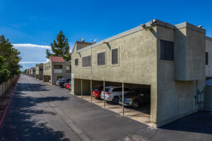 Por Of Hallcraft Villas West in Glendale, AZ - Foto de edificio - Building Photo