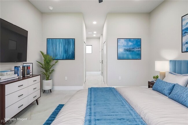 property at 2606 25th St SW