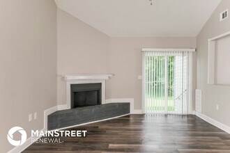 3705 Bartlett Ct in Louisville, KY - Foto de edificio - Building Photo