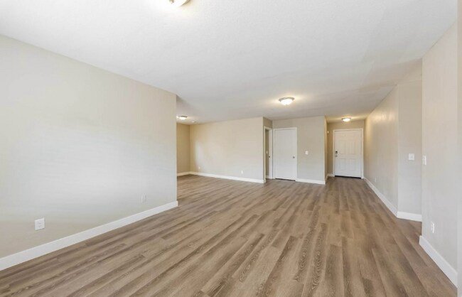 2243 W Roeser Rd in Phoenix, AZ - Building Photo - Building Photo