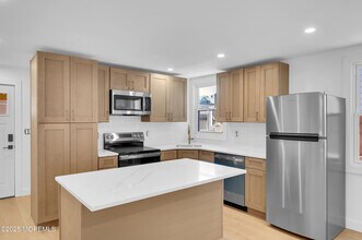 231 Blaine Ave in Seaside Heights, NJ - Building Photo - Building Photo