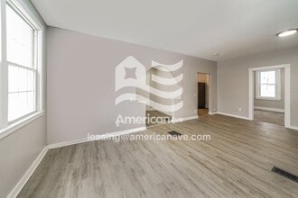 31 Fair Pl in Rochester, NY - Building Photo - Building Photo