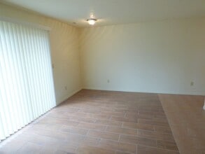 6102 Guild Dr in Fort Wayne, IN - Building Photo - Building Photo