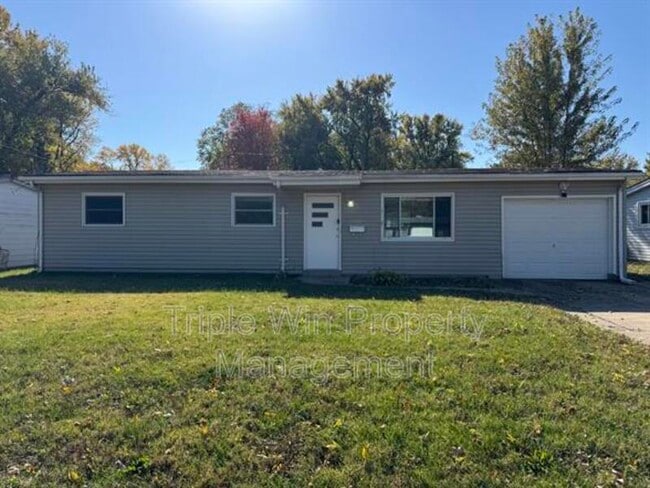 1240 Pamela Dr in Florissant, MO - Building Photo - Building Photo