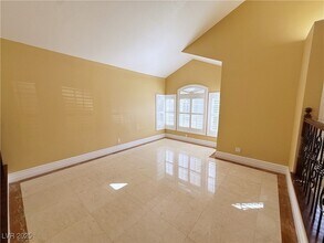 5239 Autumn Sky Rd in Las Vegas, NV - Building Photo - Building Photo