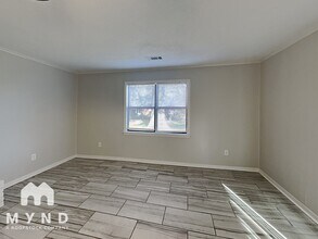 4202 Knight Arnold Rd in Memphis, TN - Building Photo - Building Photo