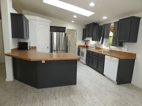 522 S Alder Ln in Port Angeles, WA - Building Photo - Building Photo