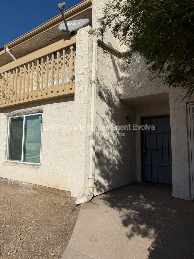 3840 N 43rd Ave in Phoenix, AZ - Building Photo - Building Photo
