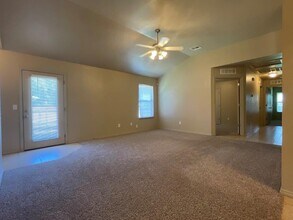 3631 Vanguard Dr in Yukon, OK - Building Photo - Building Photo