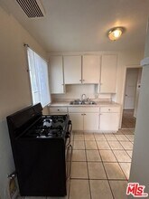 6532 Brynhurst Ave in Los Angeles, CA - Building Photo - Building Photo