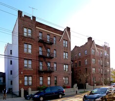 945 E 94th St Apartments