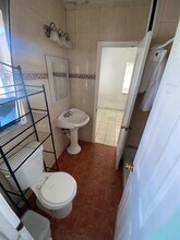 817 81st St, Unit 1 in Miami Beach, FL - Foto de edificio - Building Photo
