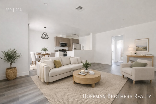 720 N Market St, Unit 16