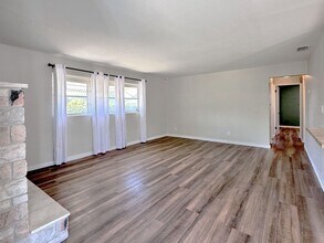 555 S Lake Starr Blvd in Lake Wales, FL - Building Photo - Building Photo