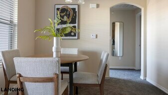 2155 Arkansas Ln, Unit 1139 in Grand Prairie, TX - Building Photo