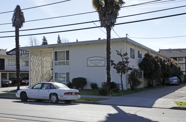 Cypress Garden in Hayward, CA - Building Photo - Building Photo