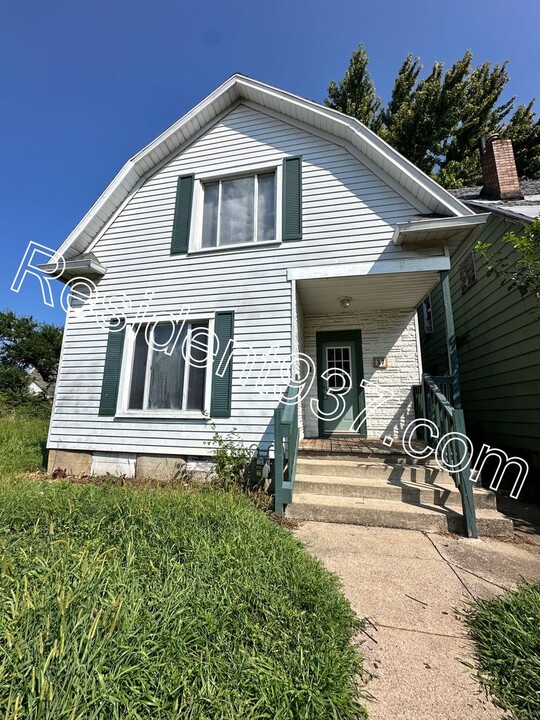 37 Bierce Ave in Dayton, OH - Foto de edificio
