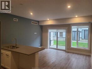 550 Sandison St in Windsor, ON - Building Photo - Building Photo