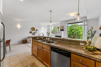 2920 Bluff St in Boulder, CO - Building Photo - Building Photo