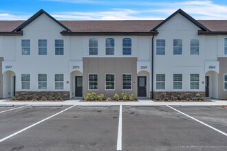 2549 Slim Haywood Ave in Tavares, FL - Building Photo - Building Photo