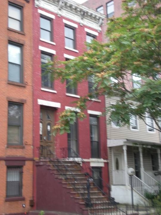 614 Lafayette Ave in Brooklyn, NY - Building Photo