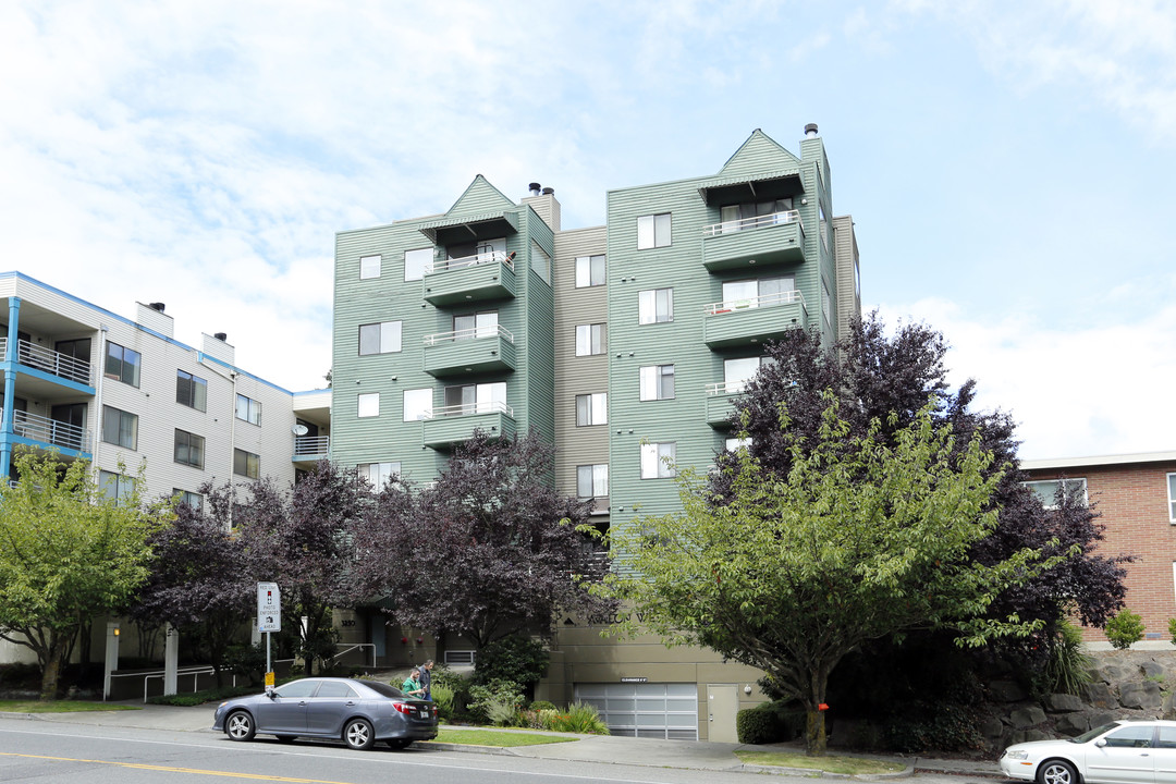 AVA Avalon West Apartments in Seattle, WA - Building Photo