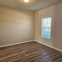 727 Luna Vista Dr in Hutto, TX - Building Photo - Building Photo