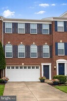 6003 Popes Creek Pl in Haymarket, VA - Building Photo