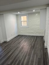 4810 41st St NW in Washington, DC - Foto de edificio - Building Photo
