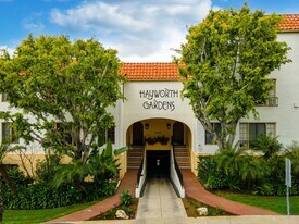 1345 N Hayworth Ave, Unit 108 in West Hollywood, CA - Building Photo