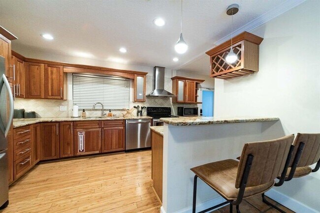 2101 NE 15th St in Fort Lauderdale, FL - Foto de edificio - Building Photo