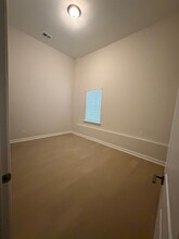 1973 Hollywood Rd NW in Atlanta, GA - Building Photo - Building Photo