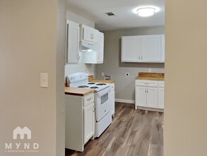 512 E University Ave in Waxahachie, TX - Building Photo - Building Photo