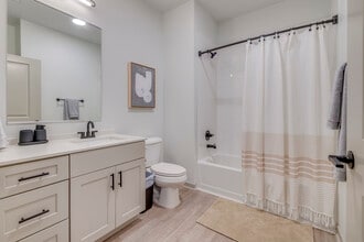 Oxlley in Edmond, OK - Building Photo - Interior Photo