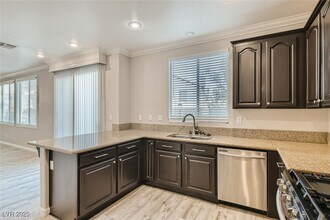 5448 Pipers Stone St in North Las Vegas, NV - Building Photo - Building Photo