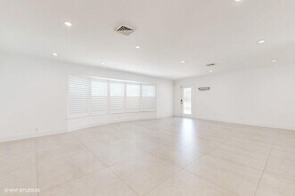 200 SW 6th Ave in Boca Raton, FL - Building Photo - Building Photo