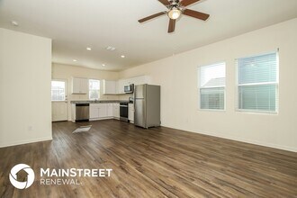 5010 Dawn Break in Saint Hedwig, TX - Building Photo - Building Photo