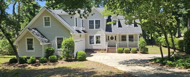 property at 33 Fairway Dr